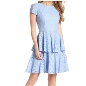 Gal Meets Glam -Daisy